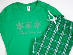 5 Christmas Gift Ideas Made with Heat Transfers 5 Christmas Gift Ideas Made with Heat Transfers